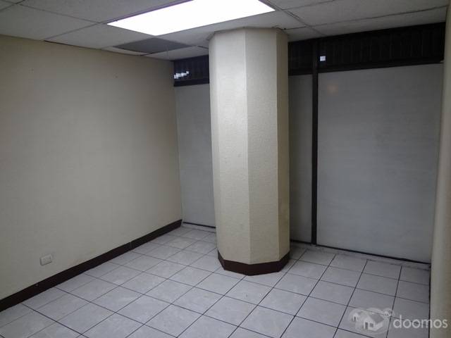130 m2 de Oficinas En Venta En Zona 9 - Image 5