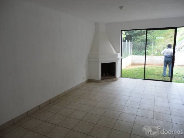 AMPLIA CASA DE 3 NIVELES COMPLETISIMA - Image 4
