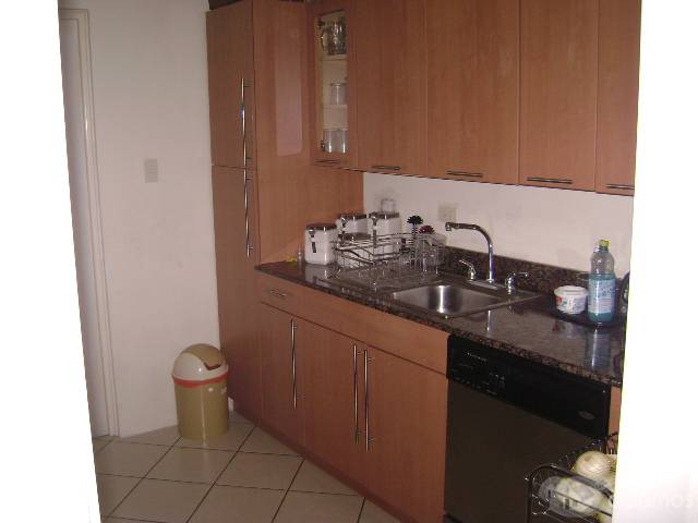 Carretera a Fraijanes en Condominio Pequeño - Image 5