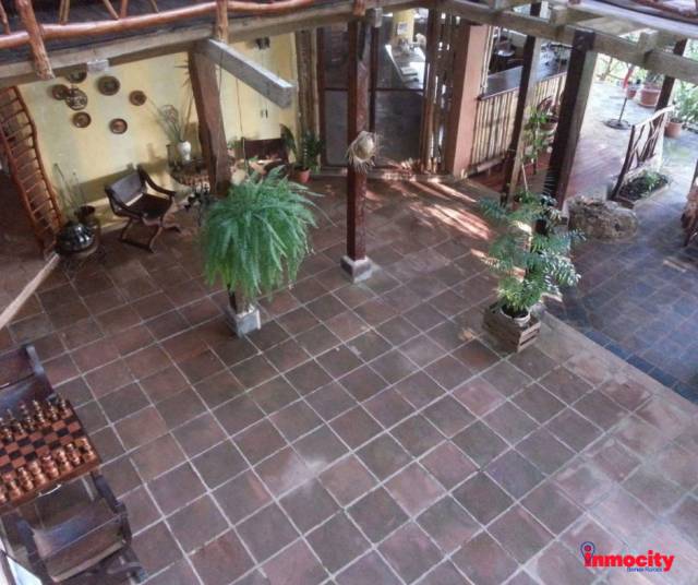 Casa en alquiler en Lago Petén Itzá - Image 2