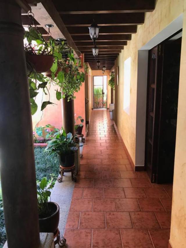 CityMax- Venta de Casa Antigua Guatemala - Image 2