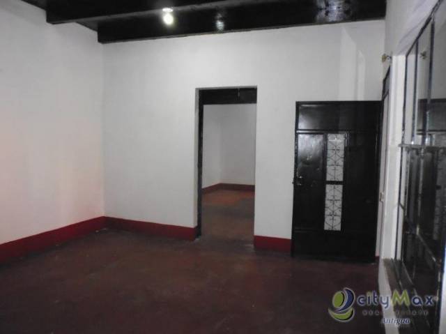 Citymax Antigua promueve casa en Renta - Image 3