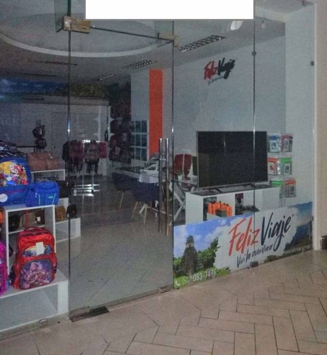 Locan 2o nivel Centro Comercial en zona 10 - Image 4