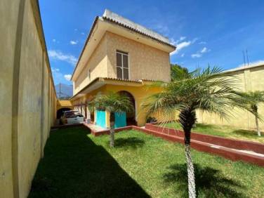 Casa grande en el centro de Ciudad Vieja - Image 1