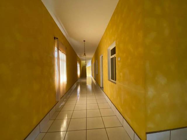 Casa grande en el centro de Ciudad Vieja - Image 3