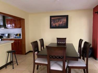 Casa en venta en Condomino cerca de Blvd. Principal - Image 1