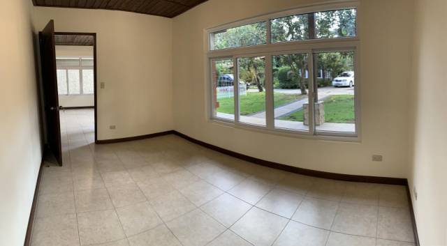 CityMax Antigua vende casa en residencial de San Lucas Sac. - Image 5