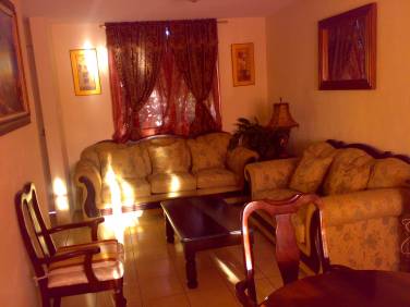 Comprar Casa Mixco ZONA 10 - Image 2