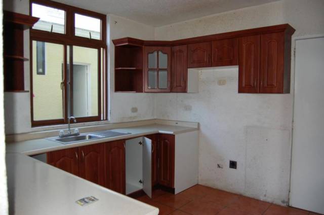 CityMax Antigua vende casa en los Faroles con financiamiento propio - Miniatura 6