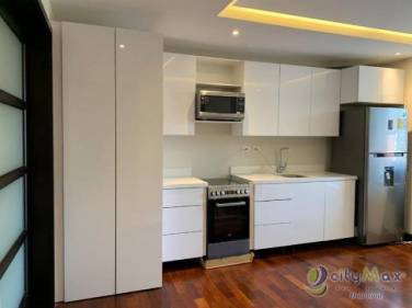 Alquiler Apartamento Zona 14, 1 habitación, amplio e iluminado - Image 1