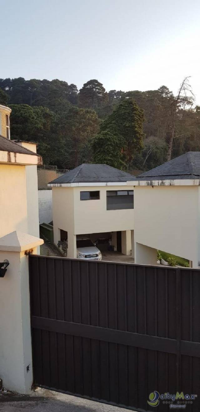 Venta Casa Zona 16 Condominio La Montaña, linda vista - Image 2