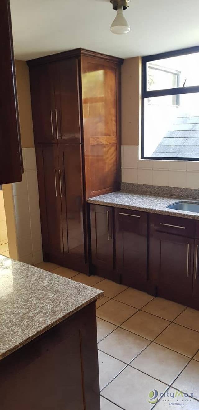 Venta Casa Zona 16 Condominio La Montaña, linda vista - Miniatura 6