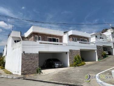 Venta Casa San Cristóbal, excelente precio y ubicación - Image 1
