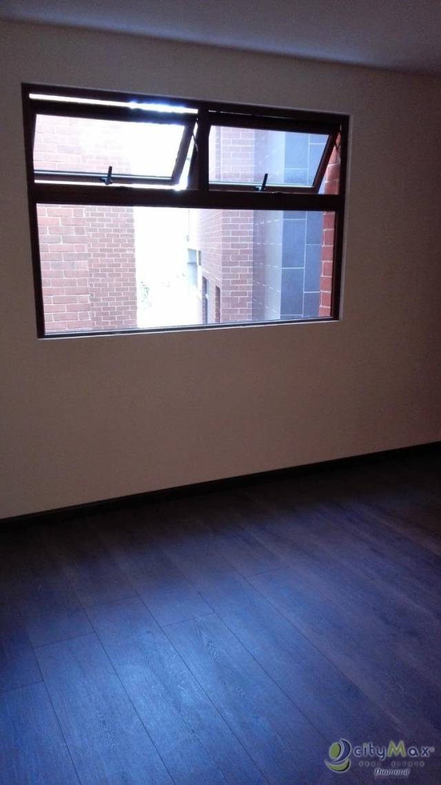 Alquiler Apartamento zona 16 - Image 3