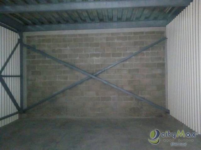 Alquiler Bodega en zona 12 - Image 1