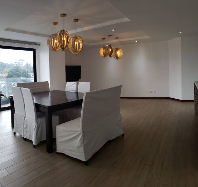 Renta Apartamento Zona 15 Vista Hermosa 1 - Image 2