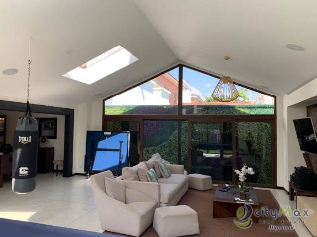 Venta Casa en Exclusivo Sector EL NARANJO - Miniatura 6
