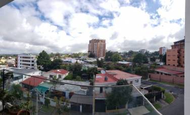 Alquiler Apartamento zona 15 - Image 1