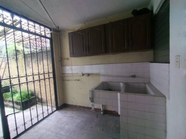 VENDO APARTAMENTO EN RESIDENCIALES DEL SUR ZONA 12 GUATEMALA - Miniatura 12