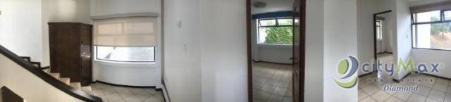 Venta Casa dentro de Condominio La Montaña zona 16 - Image 2