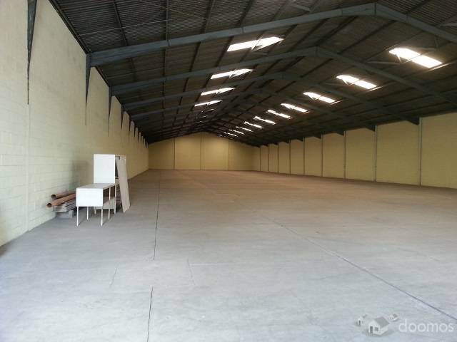 Alquilo Bodega en Villa Nueva - Image 1