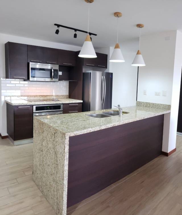 Alquiler apartamento zona 15 - Image 1