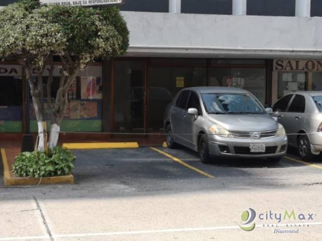 Renta Local Comercial zona 10 - Miniatura 3
