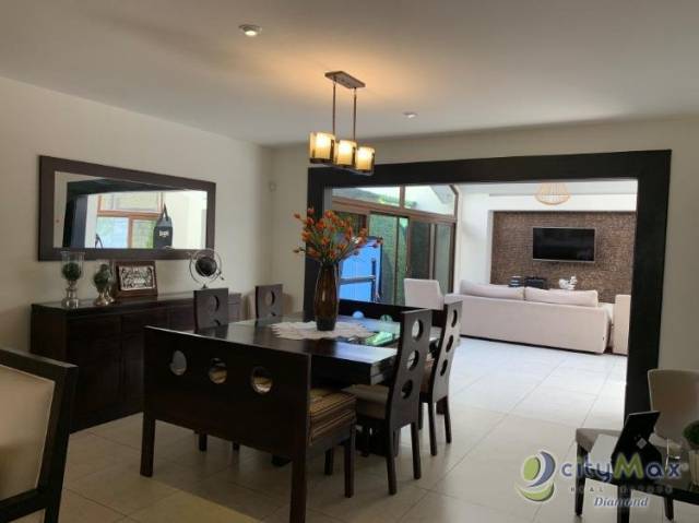 Venta Preciosa casa en Condado El Naranjo - Image 5