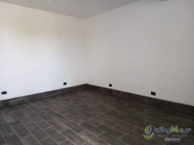 Renta Local comercial en zona 15, excelente ubicaciòn - Image 2