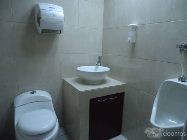OFICINA AMUEBLADA EN RENTA EN ZONA 10 - Miniatura 8