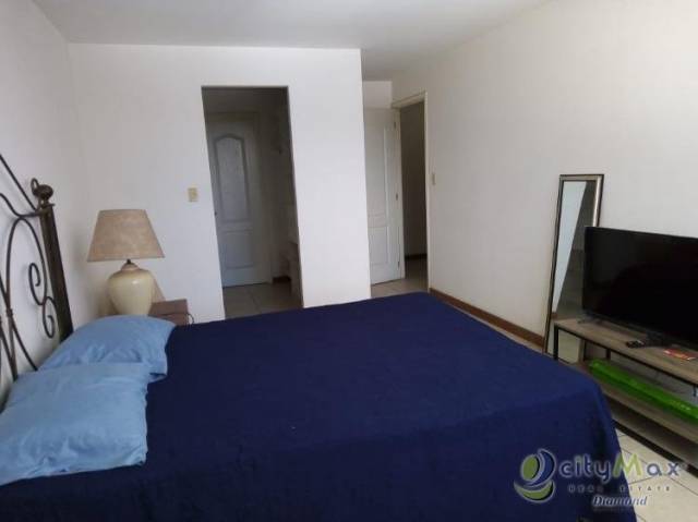 Renta Apartamento zona 14 - Image 3
