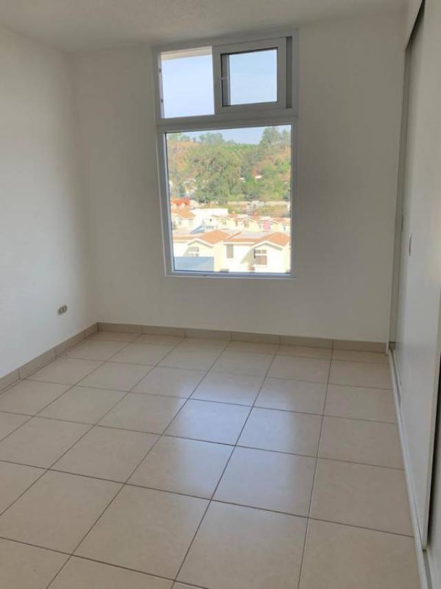 CityMax Antigua renta casa nueva en residencial de Santiago Sacatepéquez - Image 3