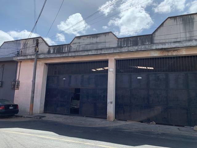 Renta Amplia ofibodega sobre calle en zona 1 - Miniatura 4