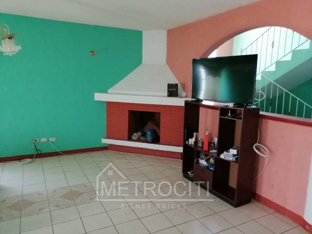 Amplia casa en venta en San Lucas, Sacatepéquez - Miniatura 7