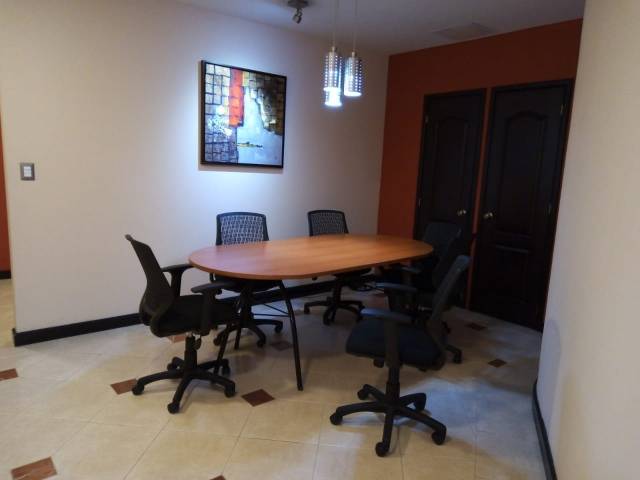 Renta apartamento en zona 14 totalmente amueblado de 2 habitaciones - Miniatura 8