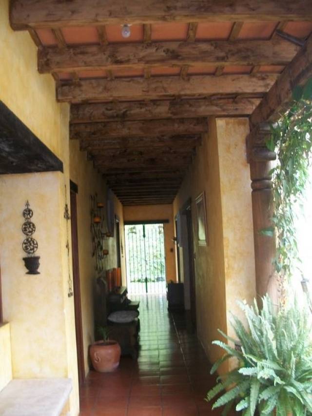 CityMax Antigua renta casa amueblada en residencial de Antigua Guatemala - Image 2
