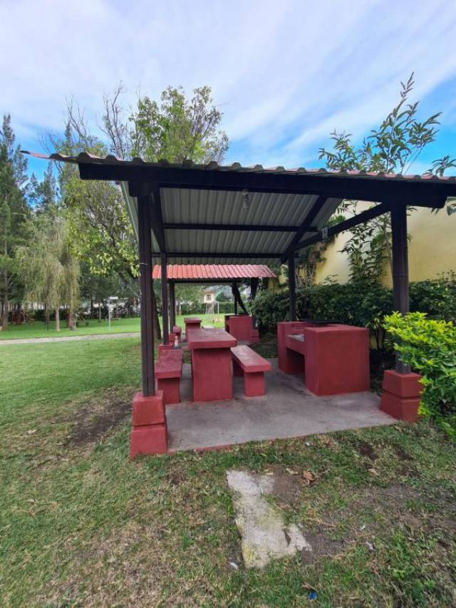 Venta de terreno de condominio, San Miguel Dueñas - Miniatura 10