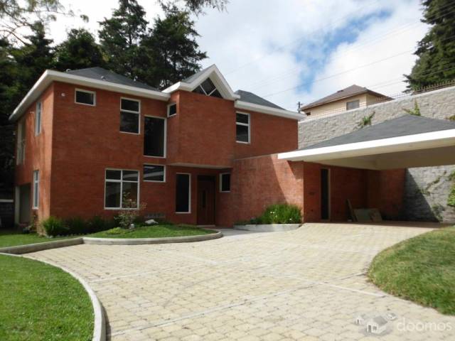 Preciosa casa de 4 habitaciones - Image 1