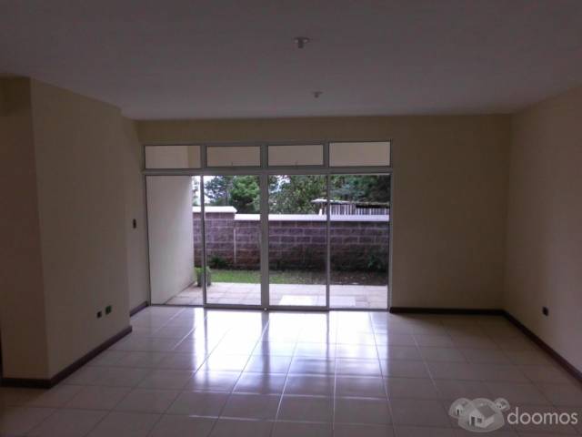 Preciosa casa de 4 habitaciones - Miniatura 3