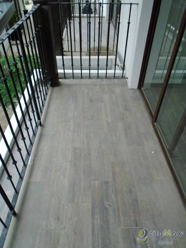 Alquiler apartamento en Lirios de Cayalá zona 16 - Image 2