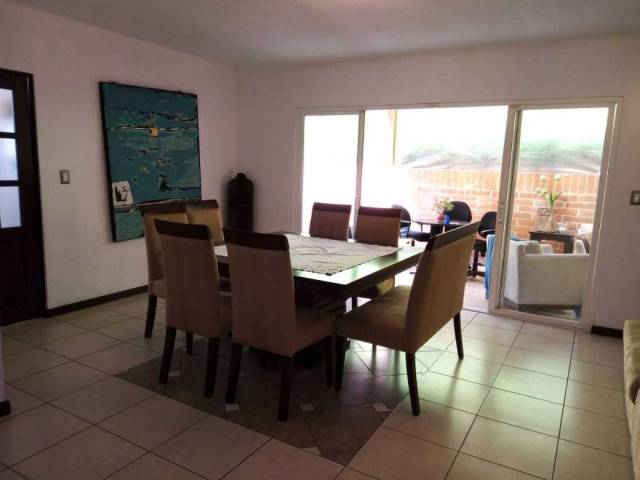 Venta Casa en Zona 16 - Miniatura 3