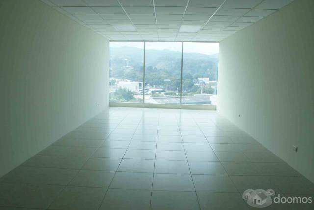 Alquilo Oficina en Zona Pradera zona 10 - Miniatura 5