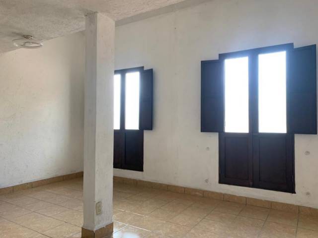 CityMax Antigua renta casa comercial en Antigua Guatemala - Image 3