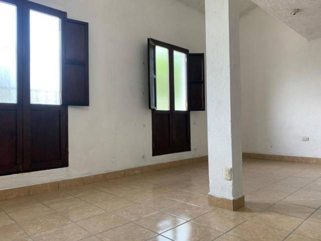CityMax Antigua renta casa comercial en Antigua Guatemala - Miniatura 6