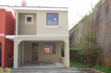 CityMax Antigua vende casa en residencial de San Lucas - Image 1