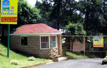Terrenos grandes en Villa Canales!!! - Image 1