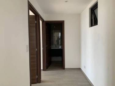 Alquiler apartamento nuevo en zona 15 - Image 1