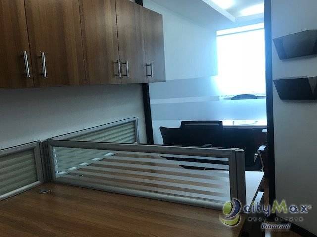 Alquiler oficina amueblada con espacios divididos en zona 15 - Image 5