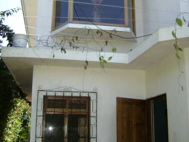 Comprar Casa Parramos Zona 1 - Image 5