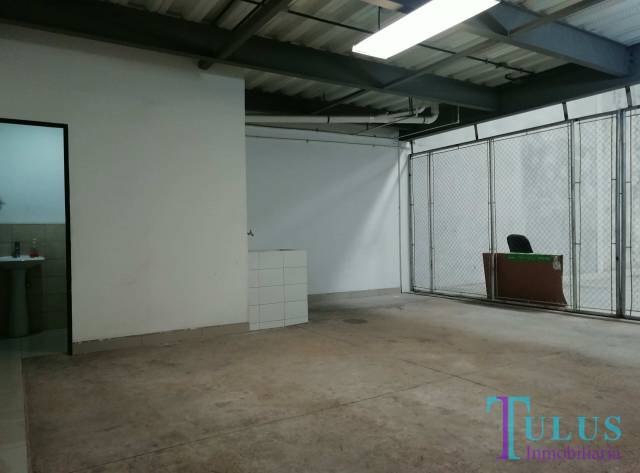 Ofibodega en renta zona 12 - Miniatura 4